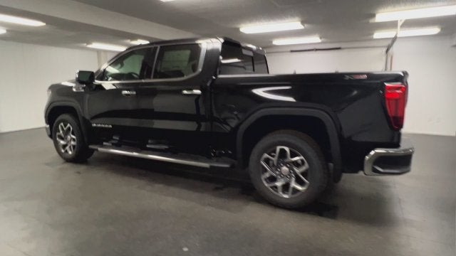 2026 GMC Sierra 1500 SLT - Photo 6