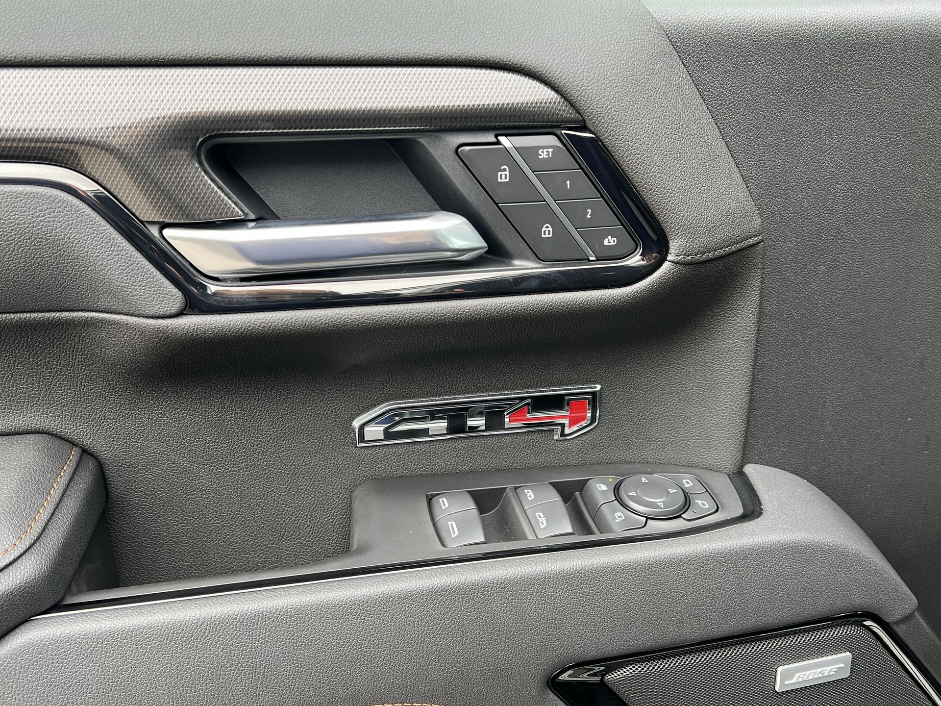 2025 GMC Sierra 1500 AT4