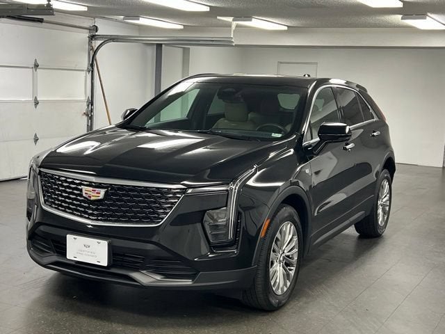 2024 Cadillac XT4 Luxury
