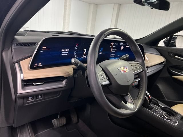2024 Cadillac XT4 Luxury