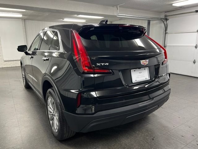 2024 Cadillac XT4 Luxury