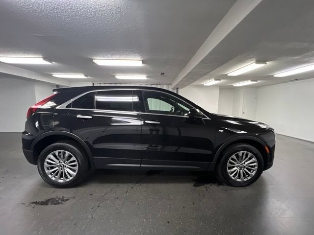 2024 Cadillac XT4 Luxury