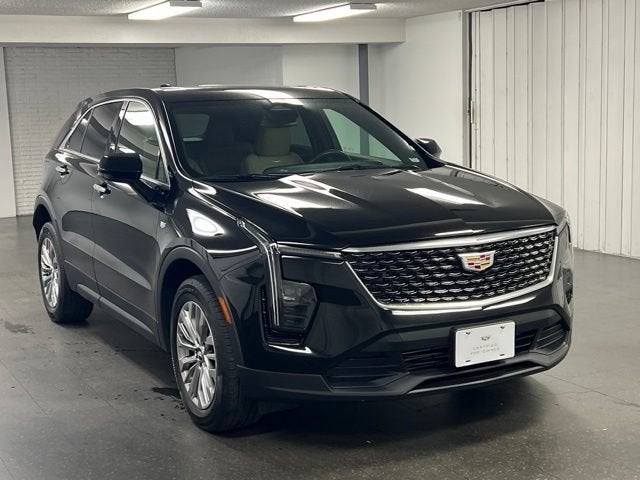 2024 Cadillac XT4 Luxury