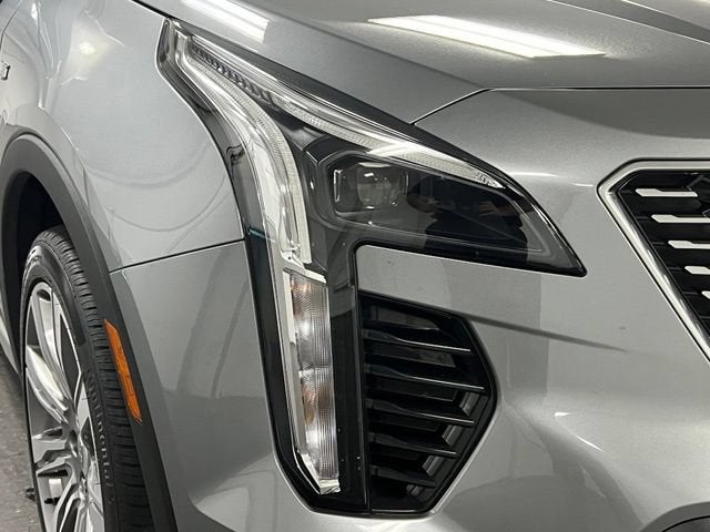 2023 Cadillac XT4 AWD Premium Luxury