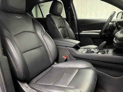 2023 Cadillac XT4 AWD Premium Luxury