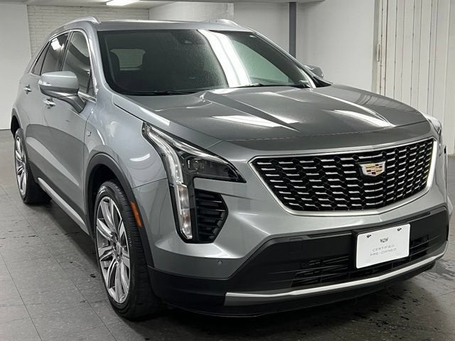 2023 Cadillac XT4 AWD Premium Luxury
