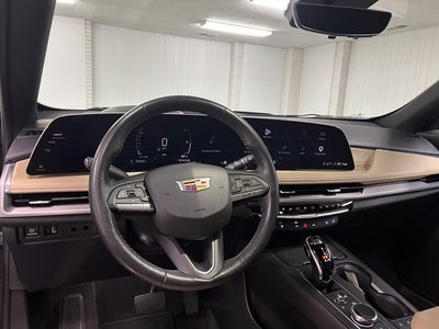 2025 Cadillac XT4 Premium Luxury