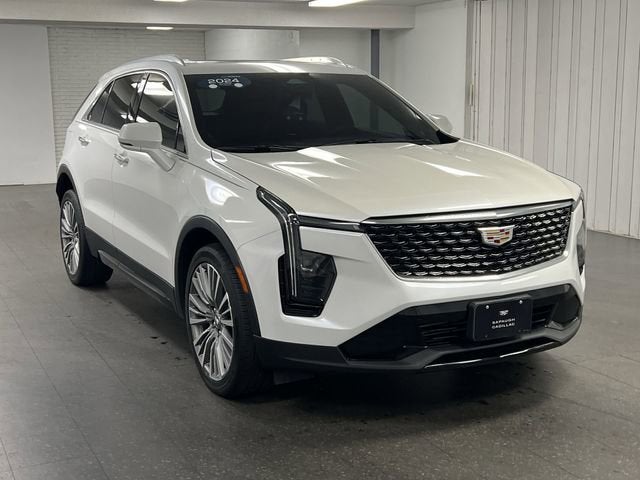 2024 Cadillac XT4 Premium Luxury