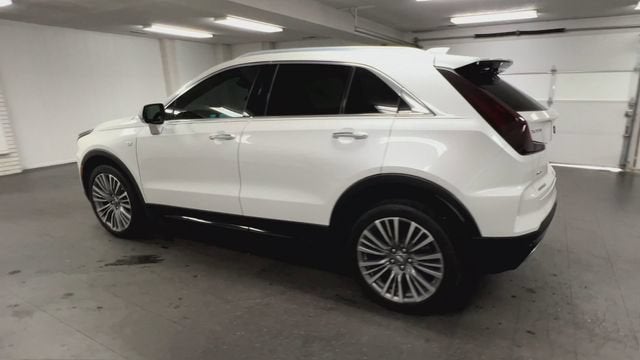2024 Cadillac XT4 Premium Luxury