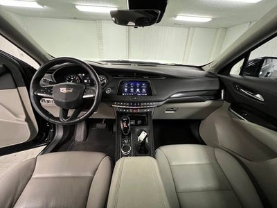2023 Cadillac XT4 Premium Luxury