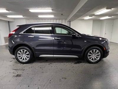2023 Cadillac XT4 Premium Luxury
