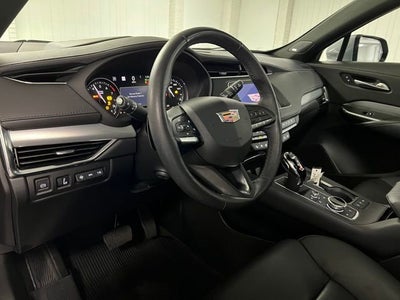 2023 Cadillac XT4 Premium Luxury