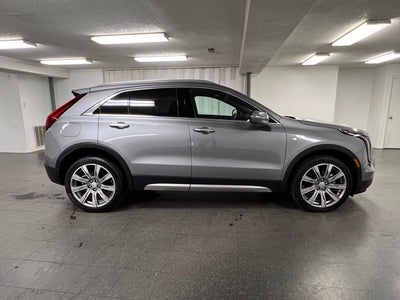 2023 Cadillac XT4 Premium Luxury