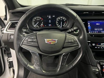 2023 Cadillac XT5 Luxury