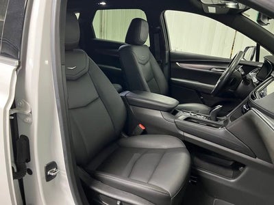 2023 Cadillac XT5 Luxury
