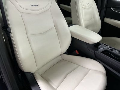 2025 Cadillac XT5 Sport