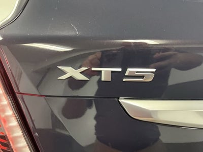 2025 Cadillac XT5 Sport
