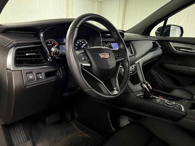 2024 Cadillac XT6 Luxury