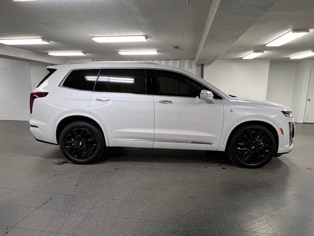 2025 Cadillac XT6 Premium Luxury