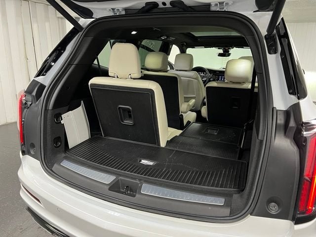 2025 Cadillac XT6 Sport