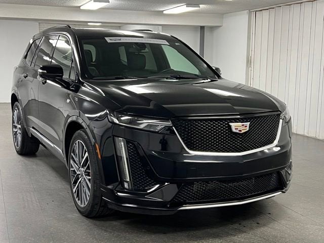 2023 Cadillac XT6 Sport