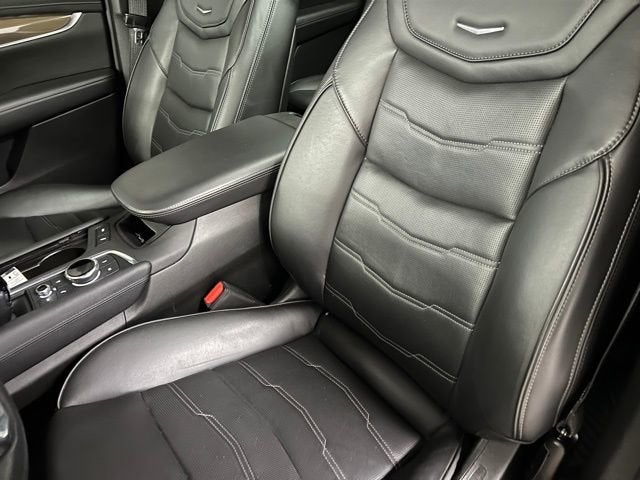 2023 Cadillac XT6 Sport