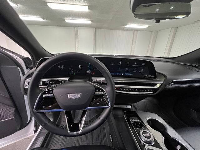 2024 Cadillac LYRIQ Tech
