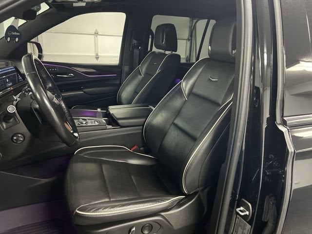 2022 Cadillac Escalade Premium Luxury