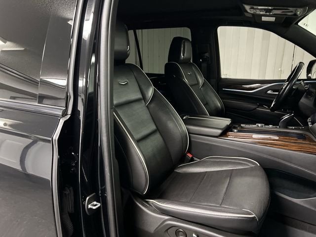 2022 Cadillac Escalade Premium Luxury