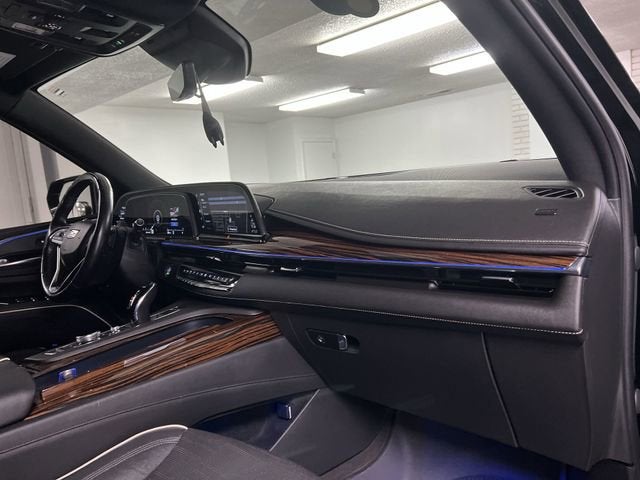 2022 Cadillac Escalade Premium Luxury