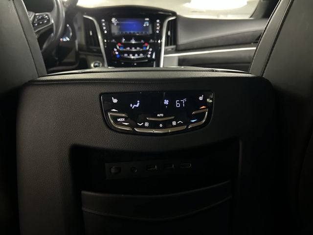 2020 Cadillac Escalade Platinum