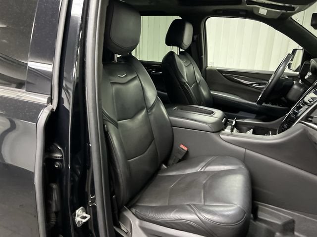 2020 Cadillac Escalade Platinum