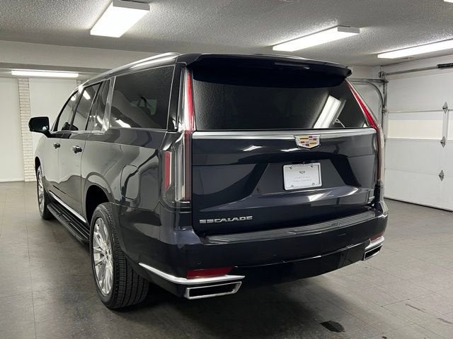 2023 Cadillac Escalade ESV Premium Luxury