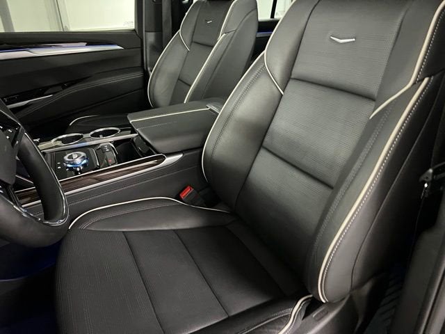 2025 Cadillac Escalade Premium Luxury