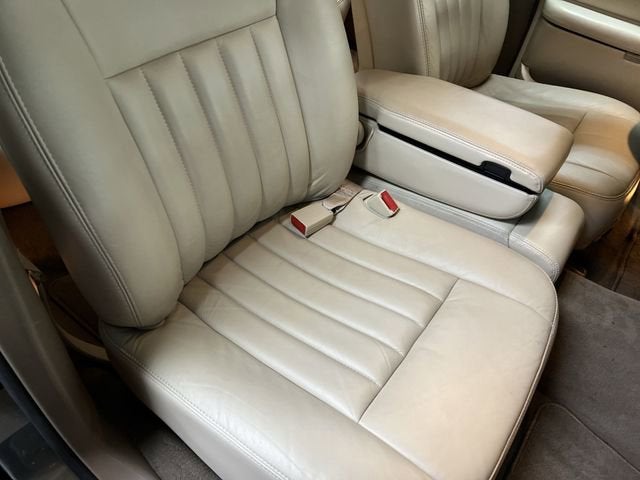 2004 Lincoln Town Car Signature