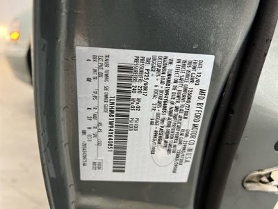 2004 Lincoln Town Car Signature