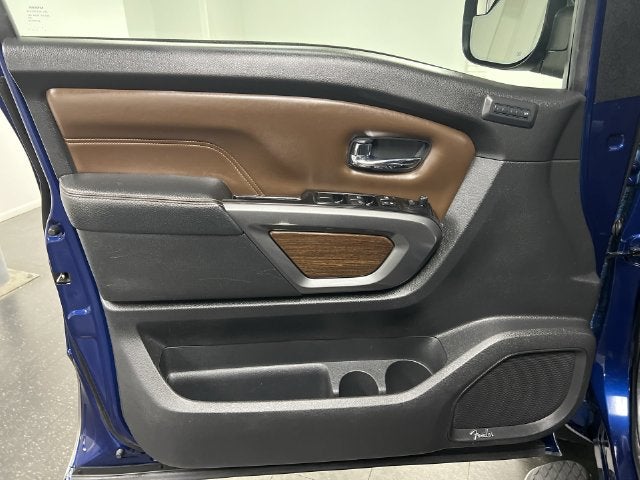 2019 Nissan TITAN Platinum Reserve