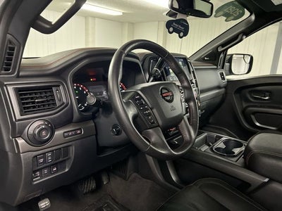 2021 Nissan TITAN Crew Cab PRO-4X 4x4