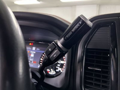 2021 Nissan TITAN Crew Cab PRO-4X 4x4
