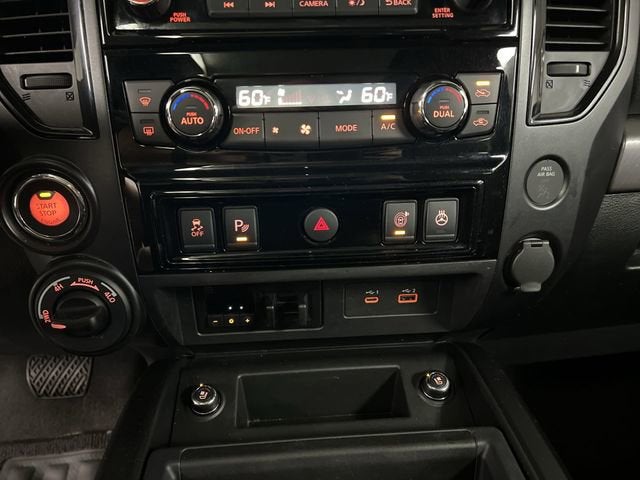2021 Nissan TITAN Crew Cab PRO-4X 4x4