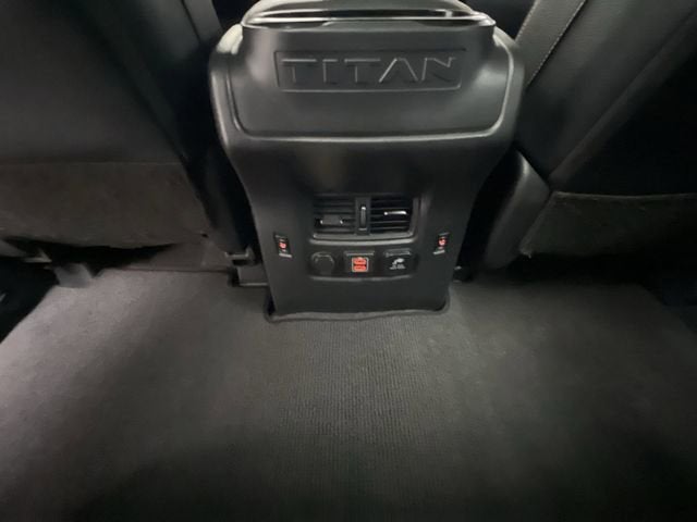 2021 Nissan TITAN Crew Cab PRO-4X 4x4