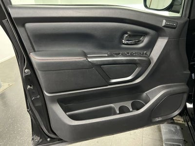 2021 Nissan TITAN Crew Cab PRO-4X 4x4
