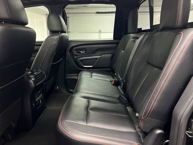 2021 Nissan TITAN Crew Cab PRO-4X 4x4