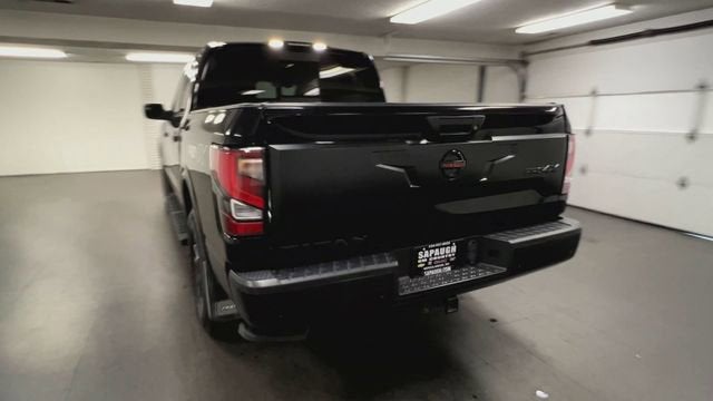 2021 Nissan TITAN Crew Cab PRO-4X 4x4
