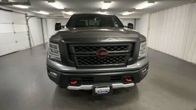 2024 Nissan TITAN Crew Cab PRO-4X 4x4