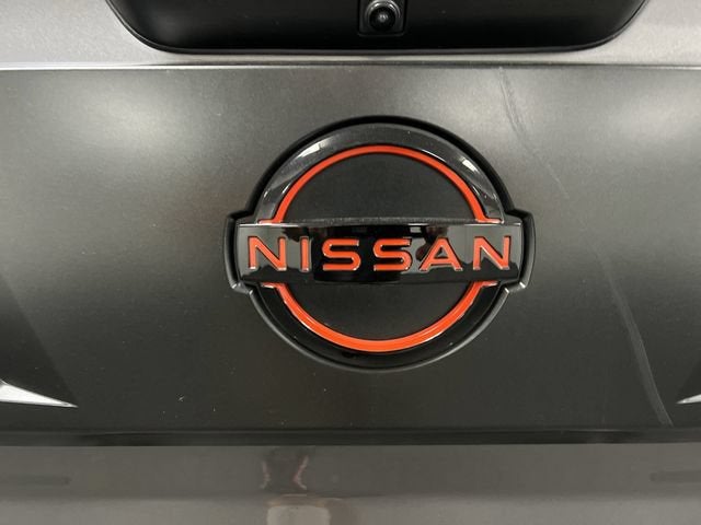 2024 Nissan TITAN Crew Cab PRO-4X 4x4