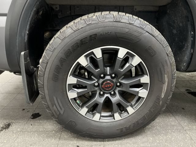2024 Nissan TITAN Crew Cab PRO-4X 4x4