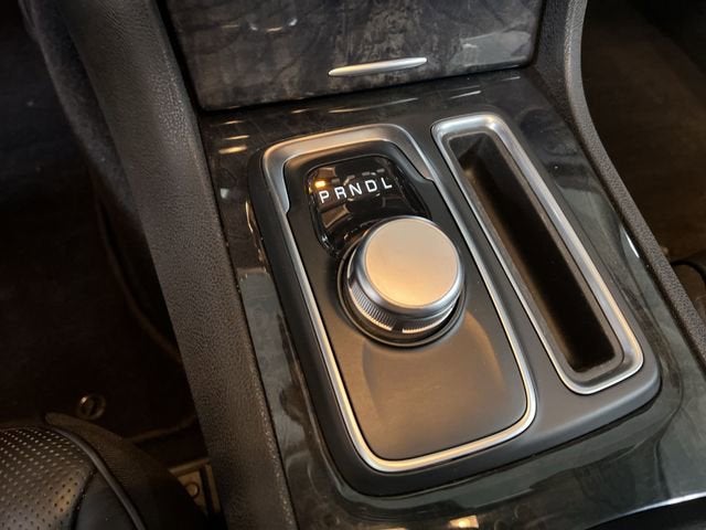 2023 Chrysler 300 Touring L