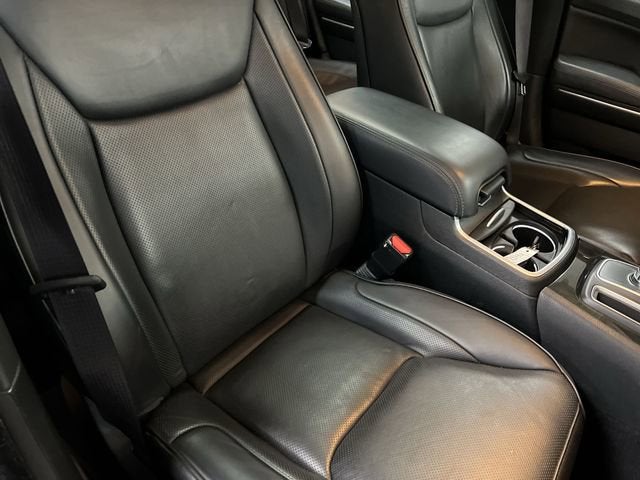 2023 Chrysler 300 Touring L