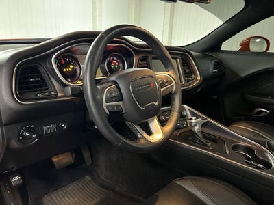 2016 Dodge Challenger SXT Plus